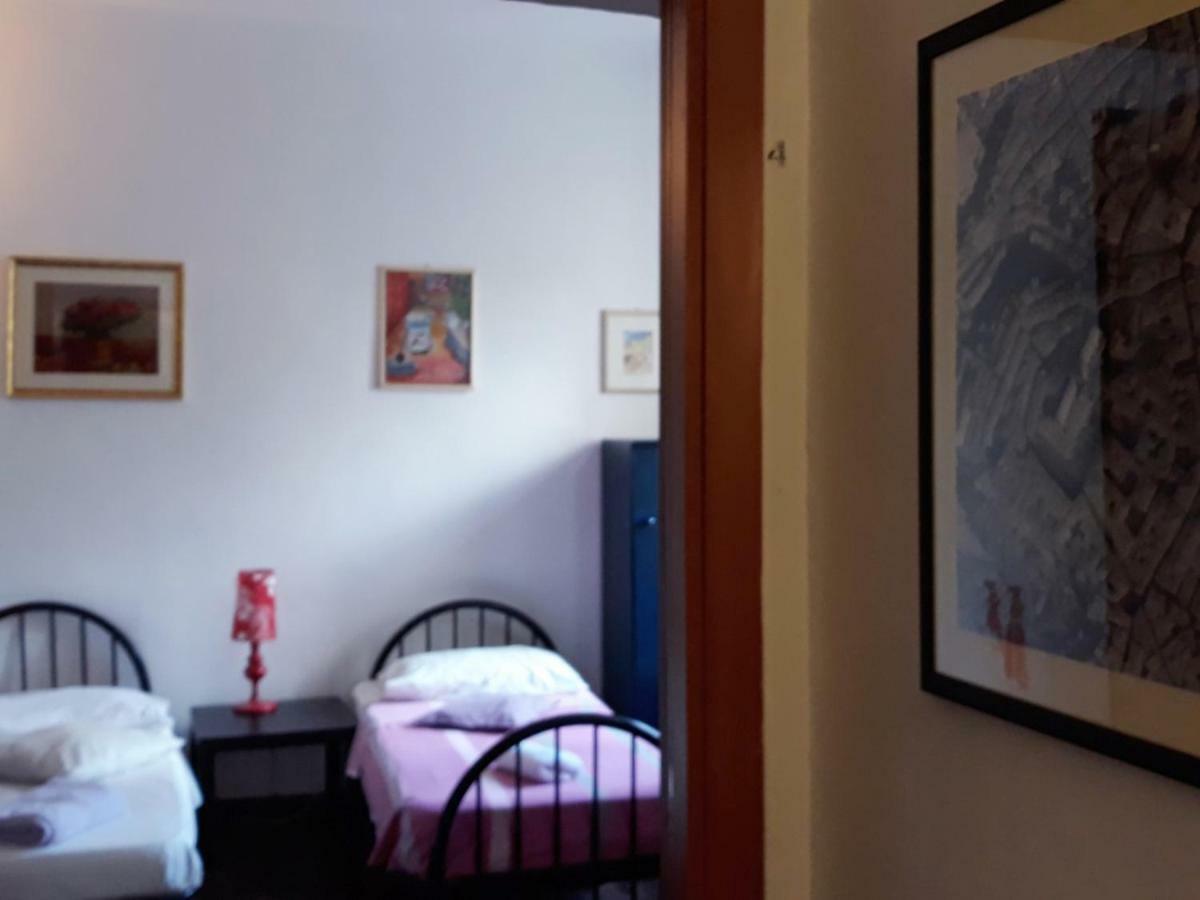 Bed In Siena Hotel ภายนอก รูปภาพ